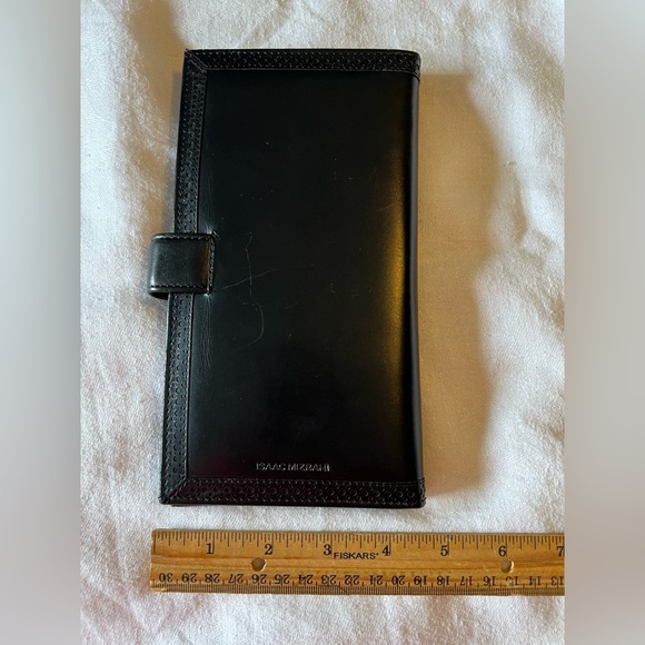 Isaac Mizrahi Black Embossed Leather Wallet - Picture 4 of 6